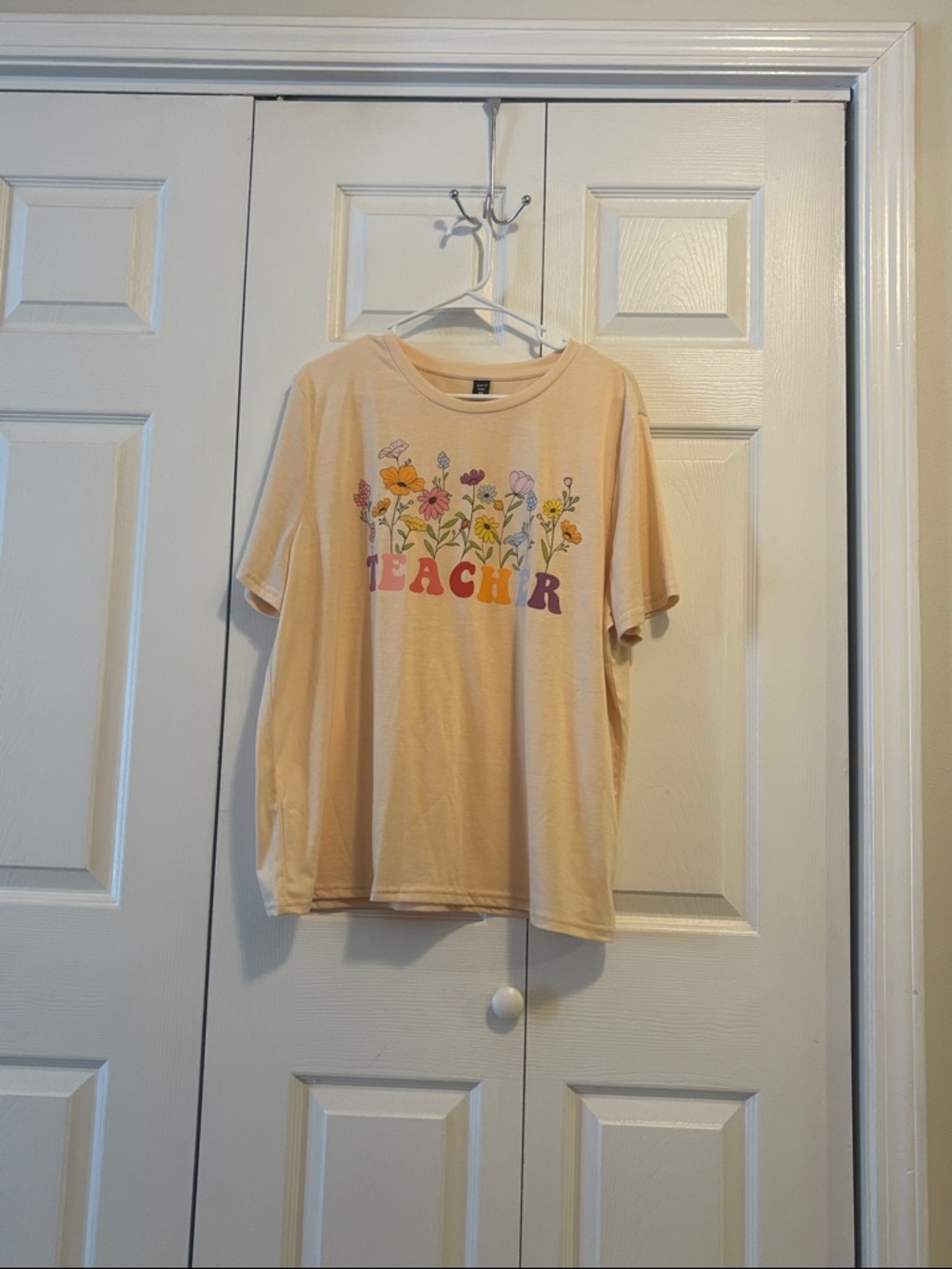 SHEIN Peach/Cream Graphic "TEACHER" Floral Tee